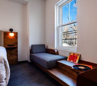 Lounge and turntable