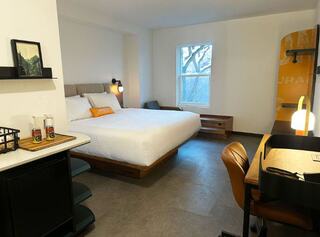 Tout Foreground Image 2 Alt Text