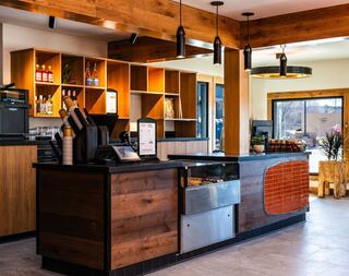 Cluster Image 3 Alt Text